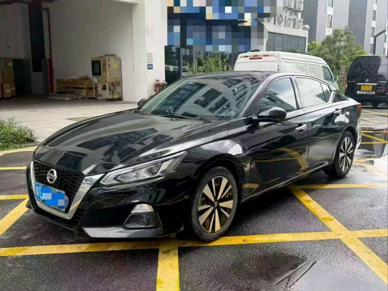 深圳21年日產天籟2