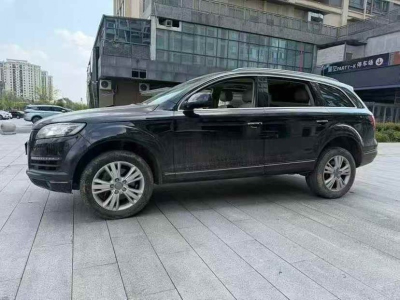 新余12年奧迪Q72