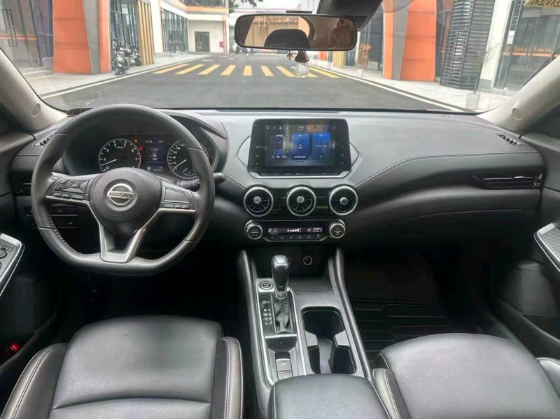 廣州22年日產軒逸8