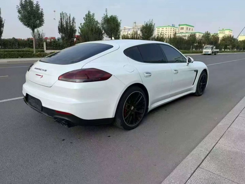 煙臺14年保時捷帕拉梅拉9