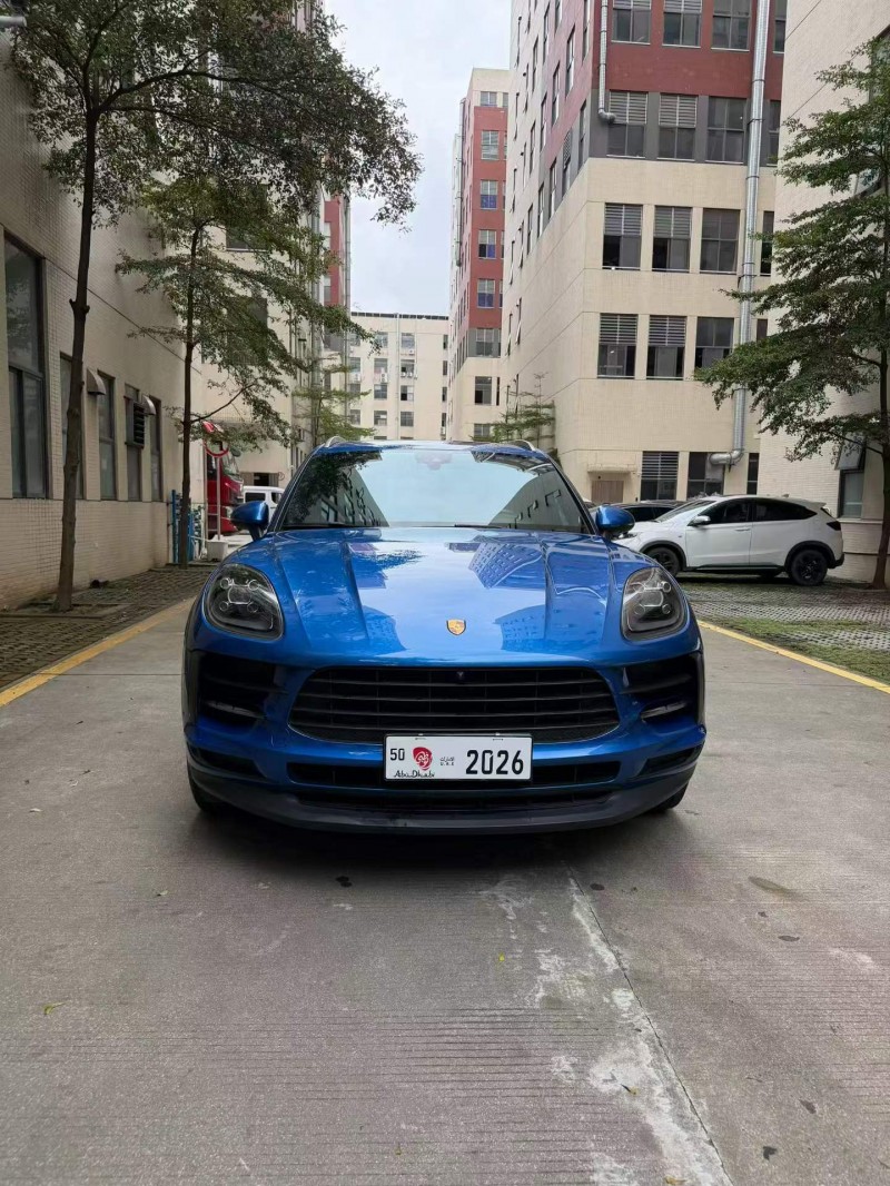 佛山19年保时捷Macan1
