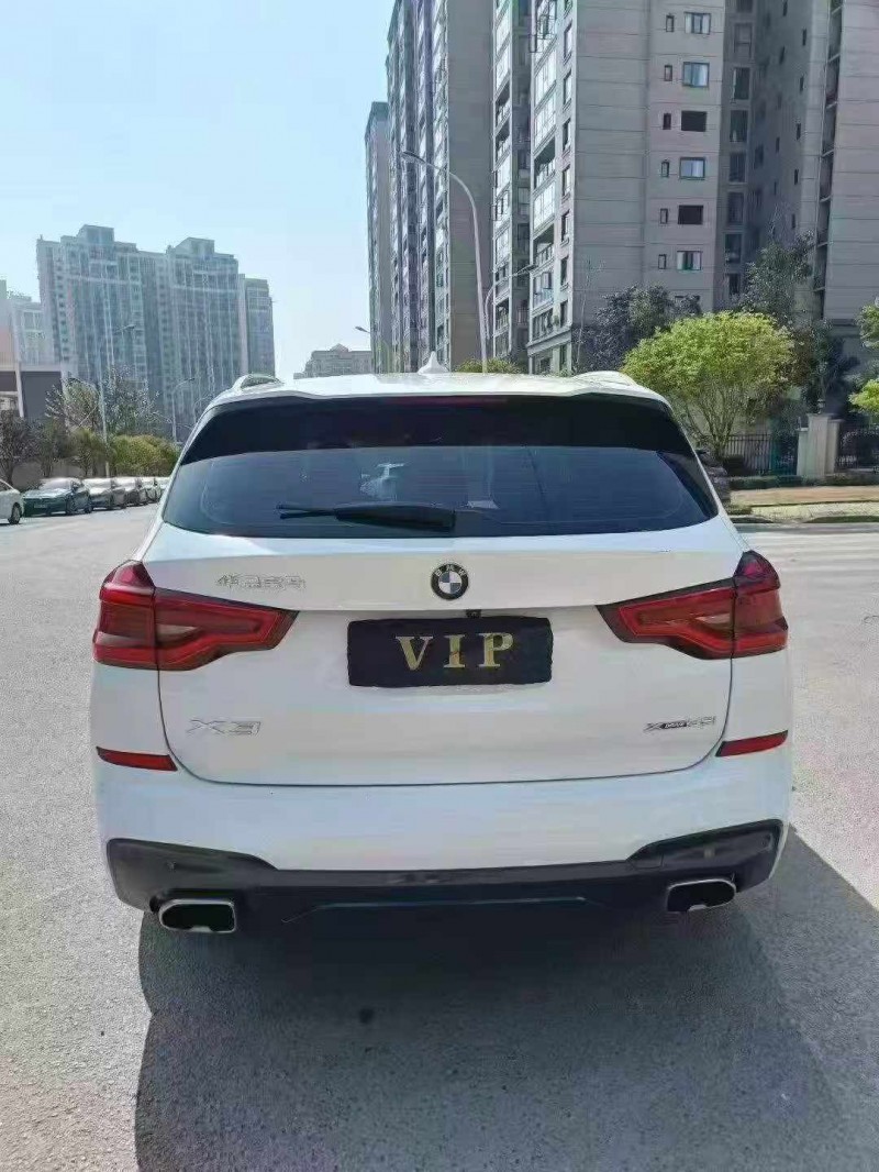 安順20年寶馬X38