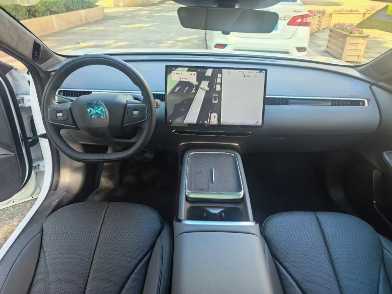 廣州26年小鵬汽車m034