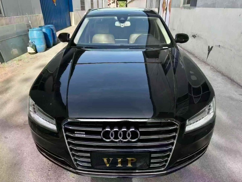 濰坊17年奧迪A8L1
