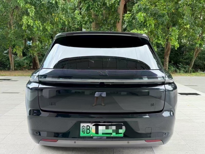广州25年理想L89