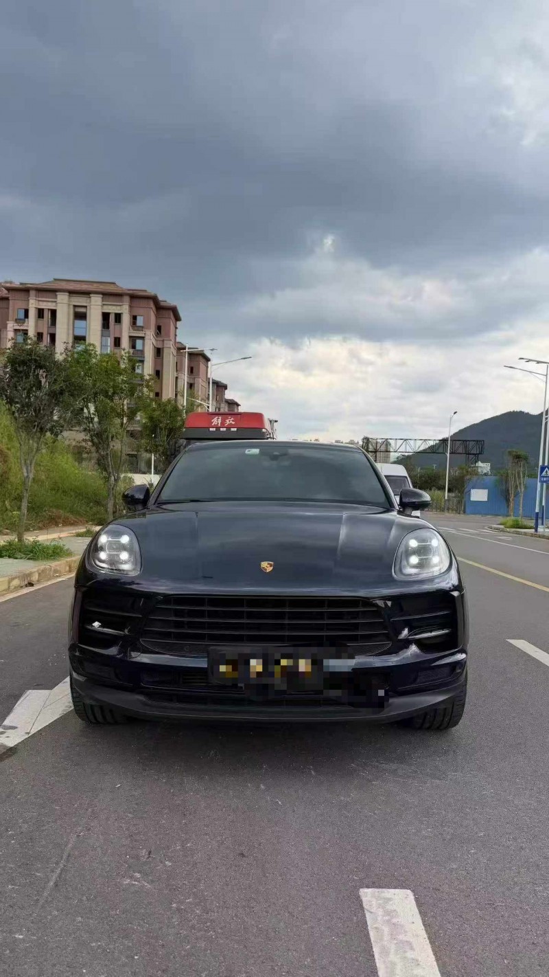 安順20年保時捷Macan1