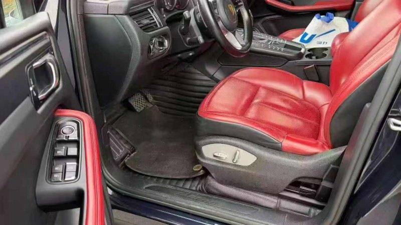 安順20年保時捷Macan4