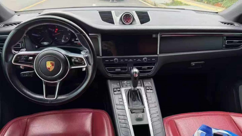 安順20年保時捷Macan5