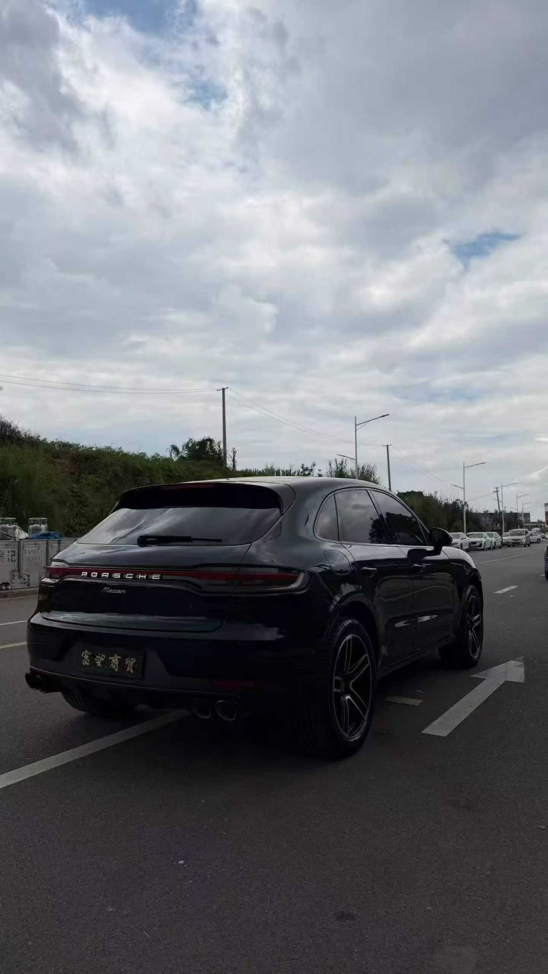 安順20年保時捷Macan7