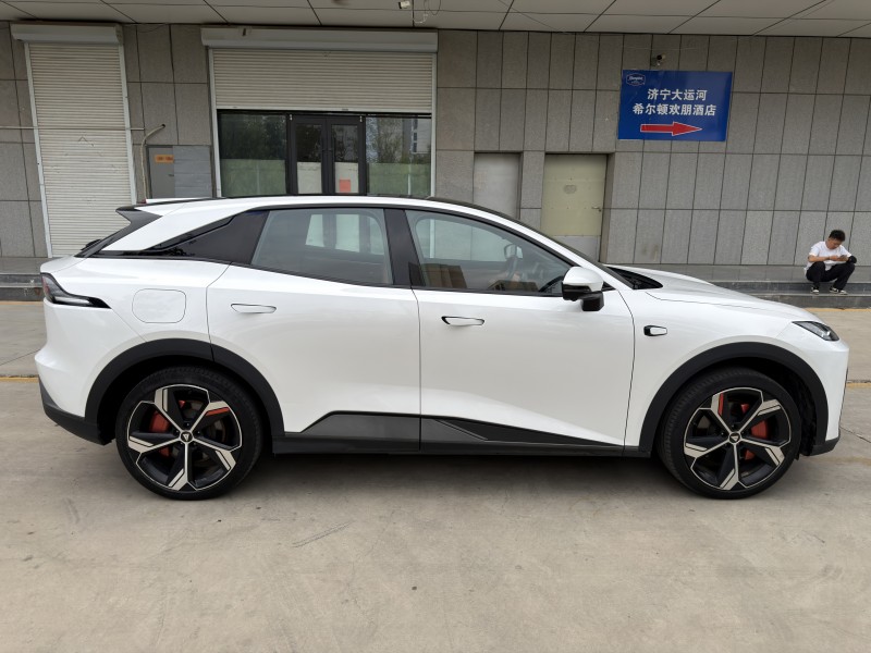濟寧23年長安汽車深藍4