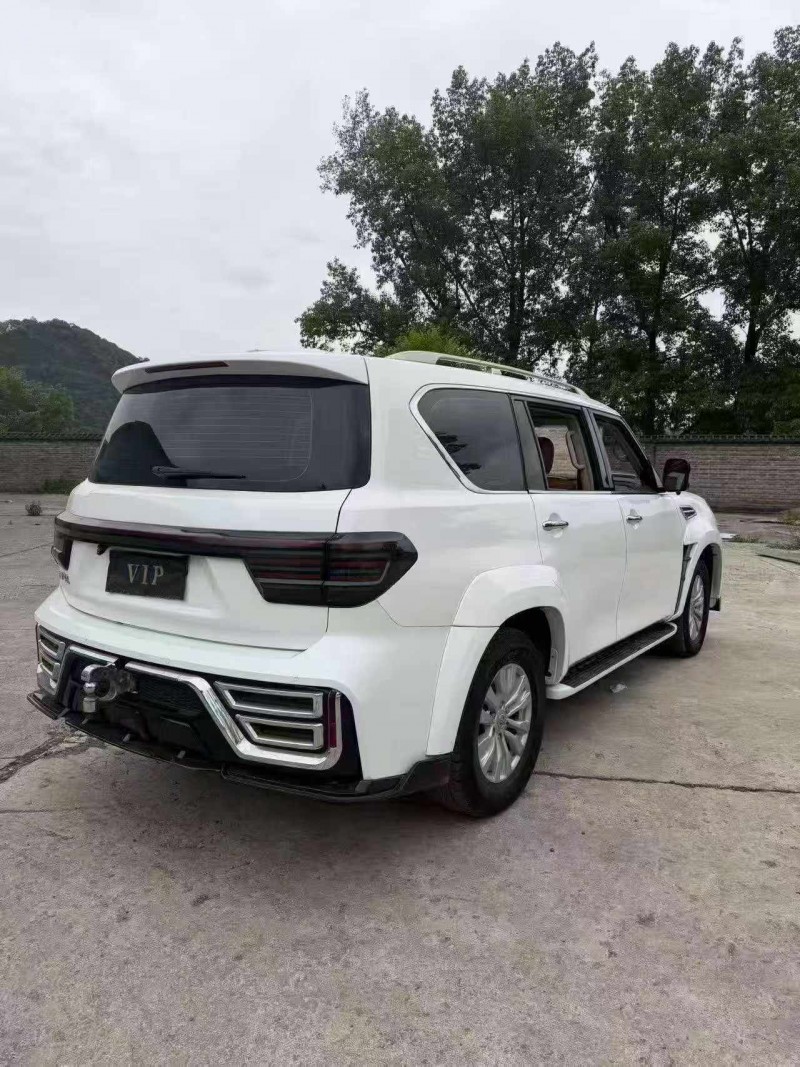 畢節18年日產途樂8