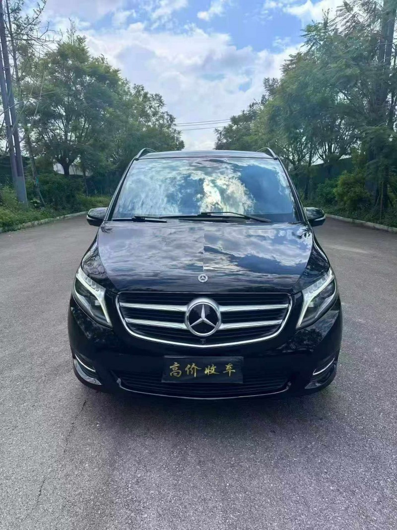 黔西南18年奔驰V1