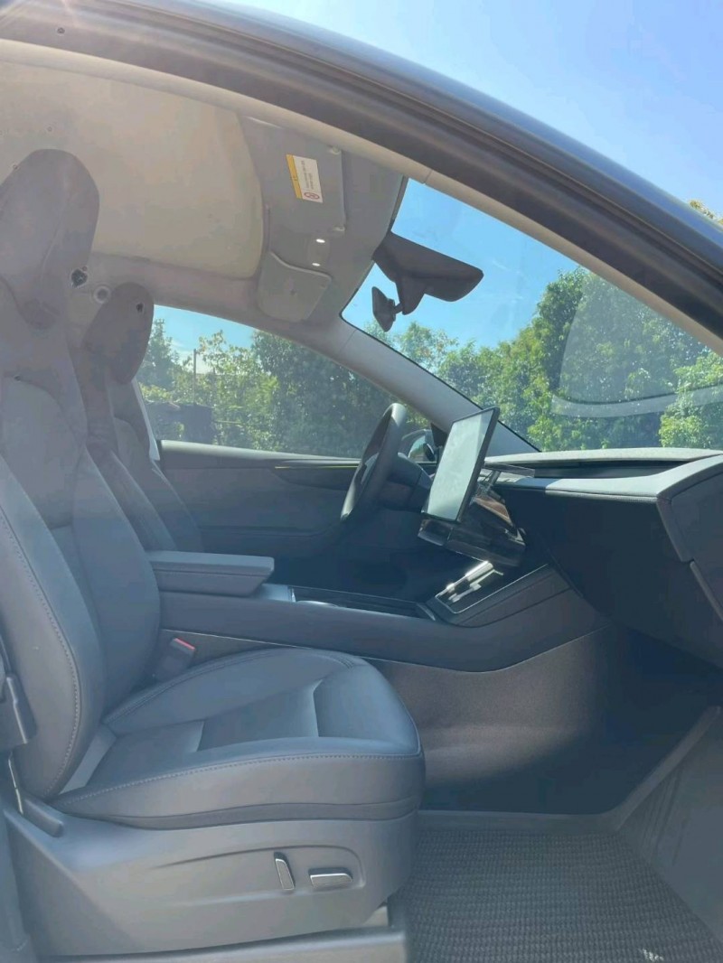 襄陽25年特斯拉MODEL Y5