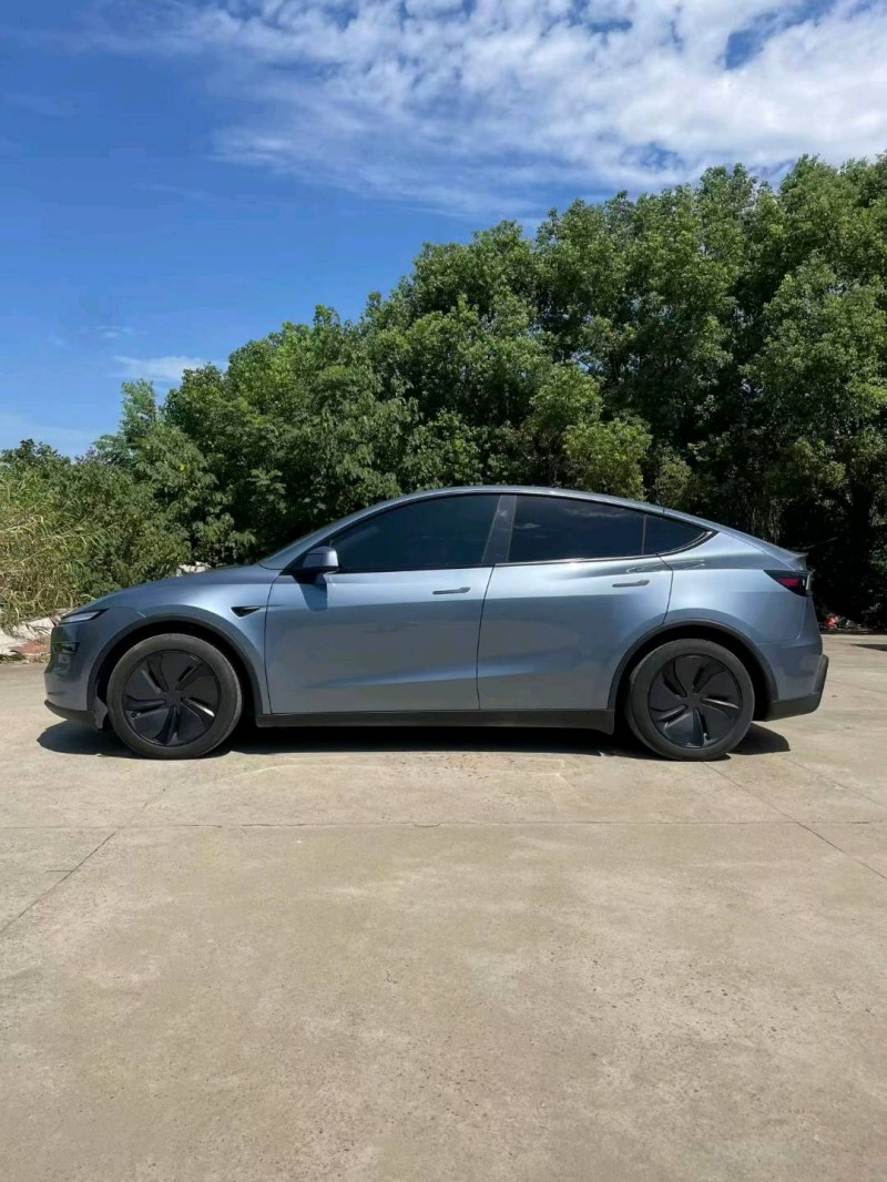 襄陽25年特斯拉MODEL Y6