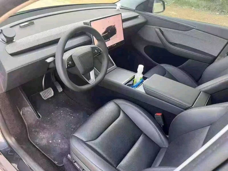 菏澤25年特斯拉MODEL Y8