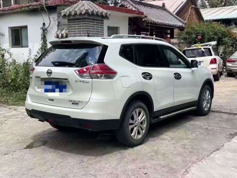 濰坊14年日產奇駿7