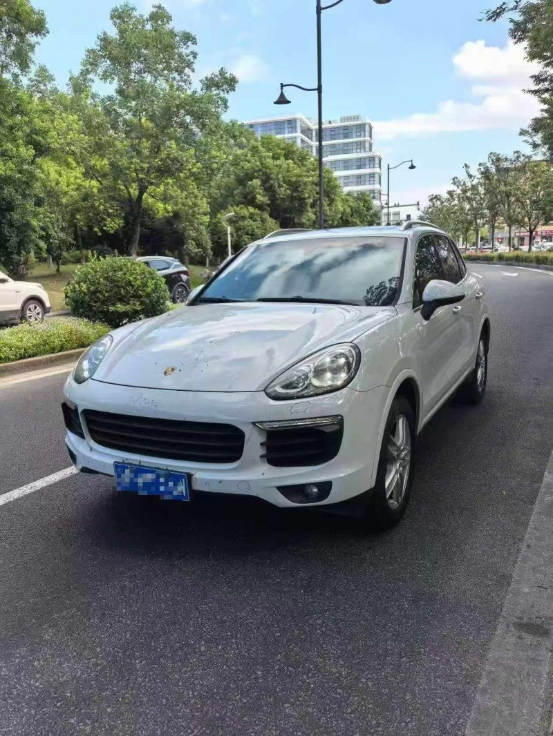 嘉興18年保時捷卡宴2