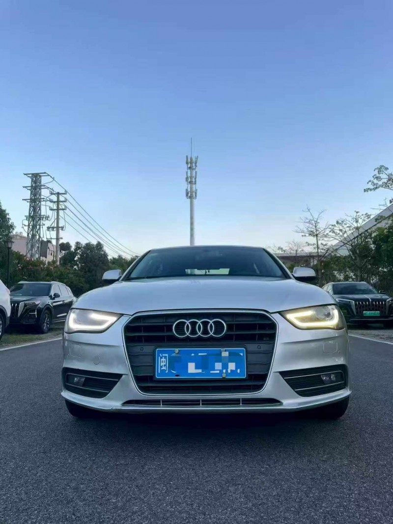 三明14年奥迪A4L1