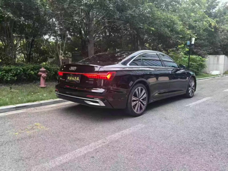 青岛25年奥迪A6L7