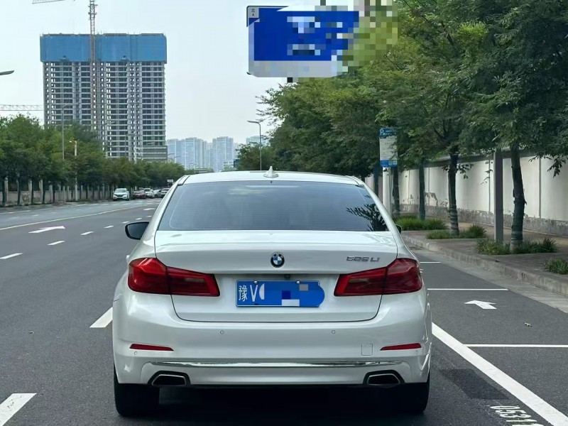 鄭州20年寶馬5系9