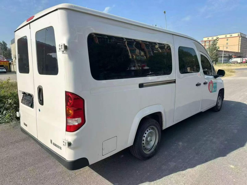 邢臺25年五菱汽車菱勢黃金倉7