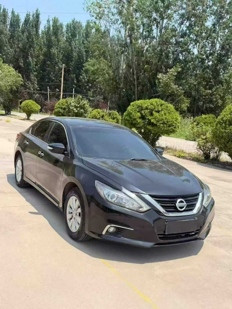 濰坊18年日產天籟2