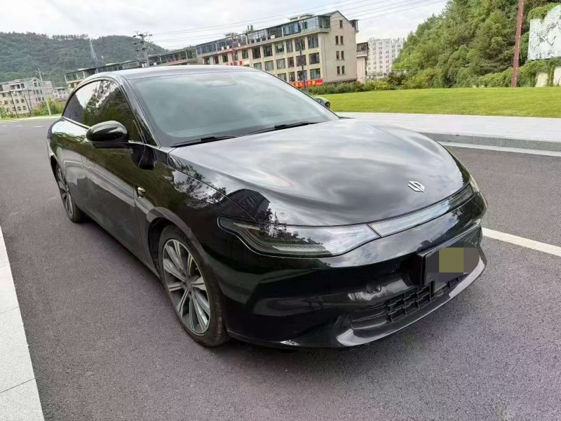 廣州24年零跑汽車C013