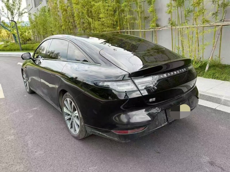 廣州24年零跑汽車C014
