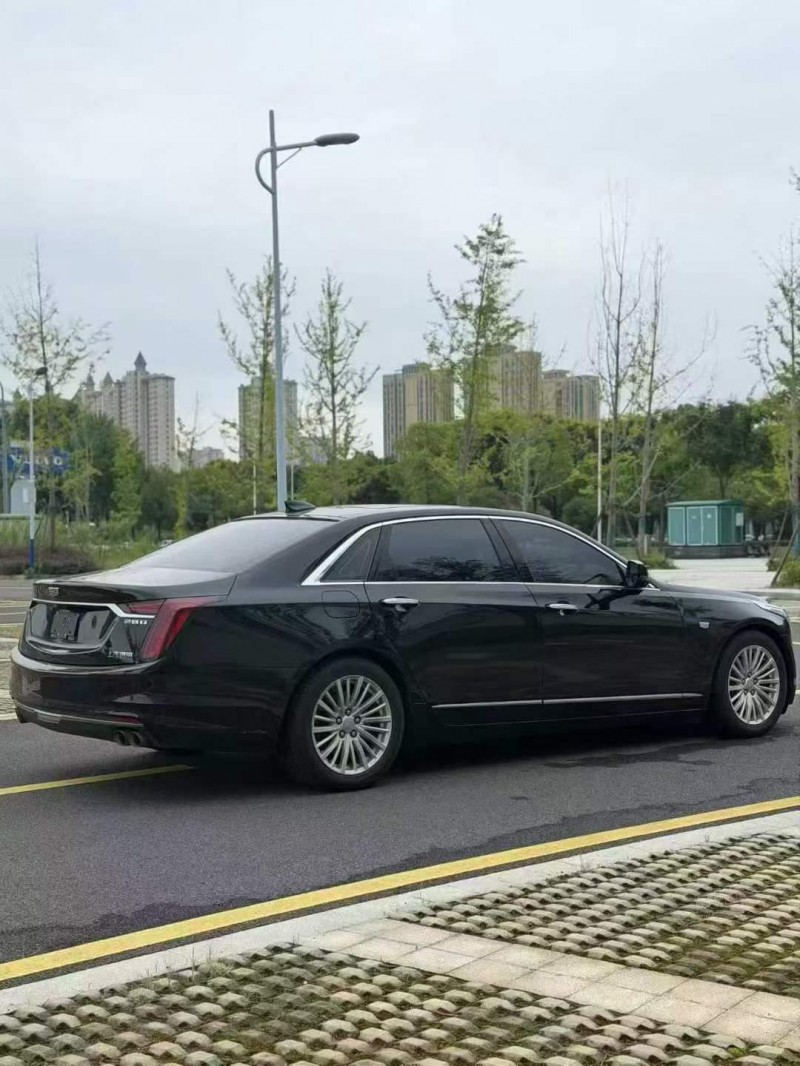 衡阳22年凯迪拉克CT68