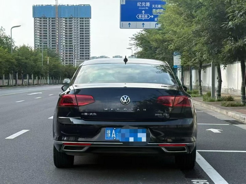 鄭州21年大眾邁騰9