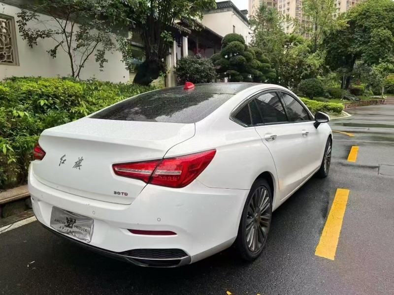 河源19年紅旗H57