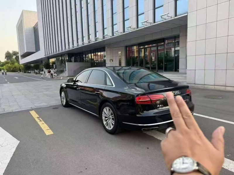 東營15年奧迪A8L8