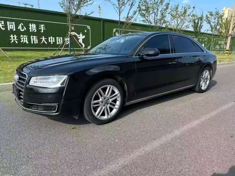 淄博17年奧迪A8L3