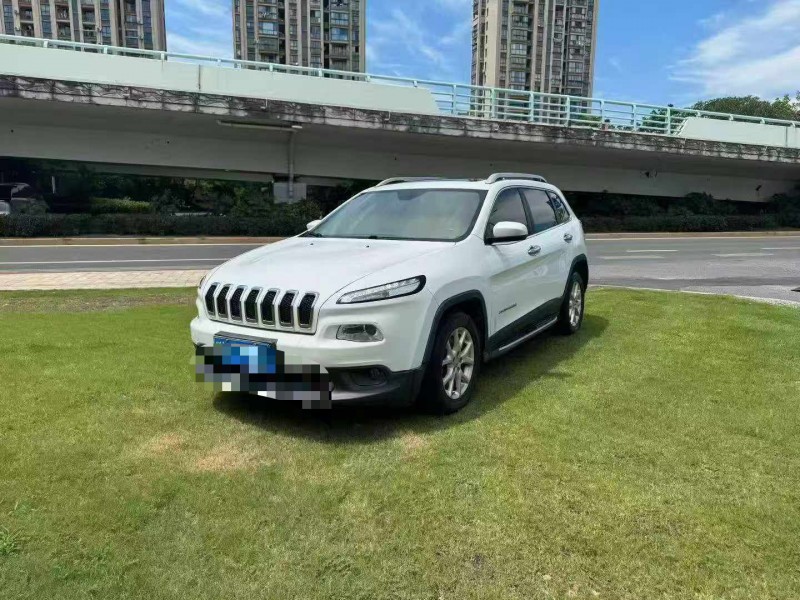 溫州17年Jeep自由光3