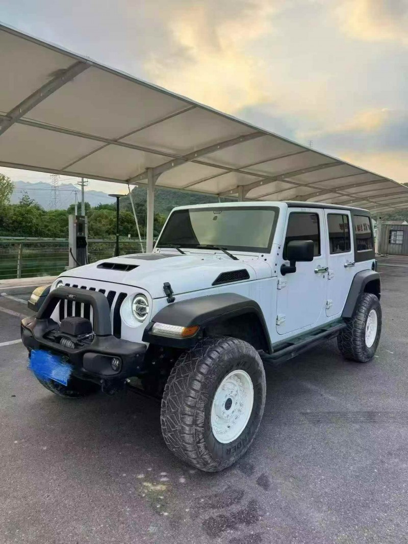 棗莊17年Jeep牧馬人3