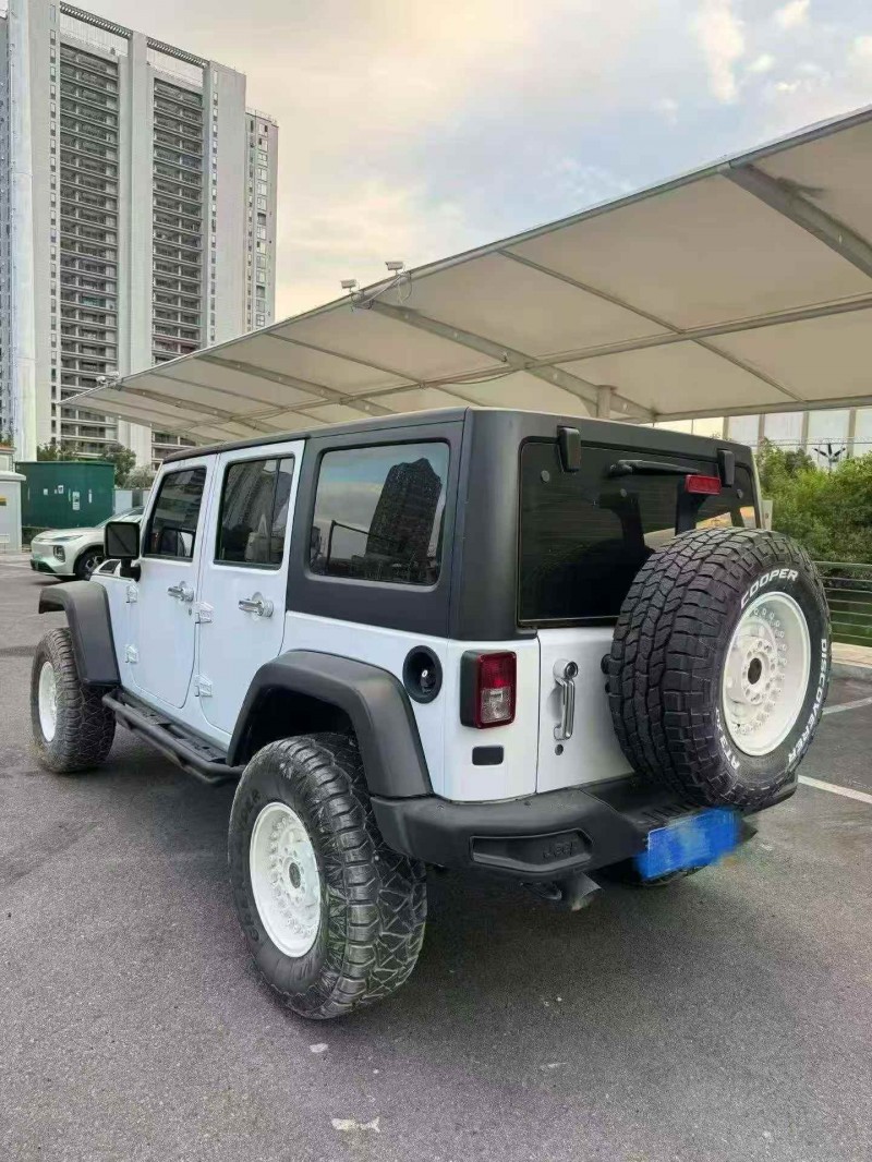 棗莊17年Jeep牧馬人7