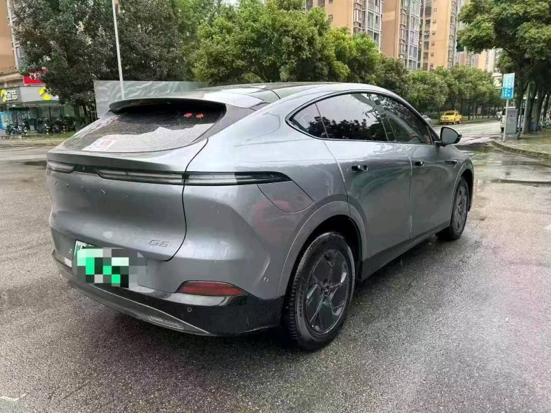 成都25年小鵬汽車G67
