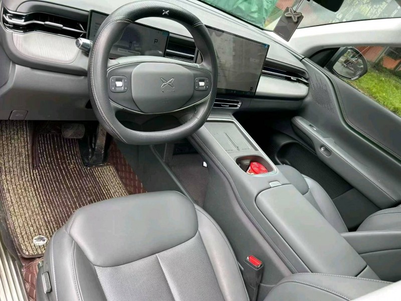 成都25年小鵬汽車G68