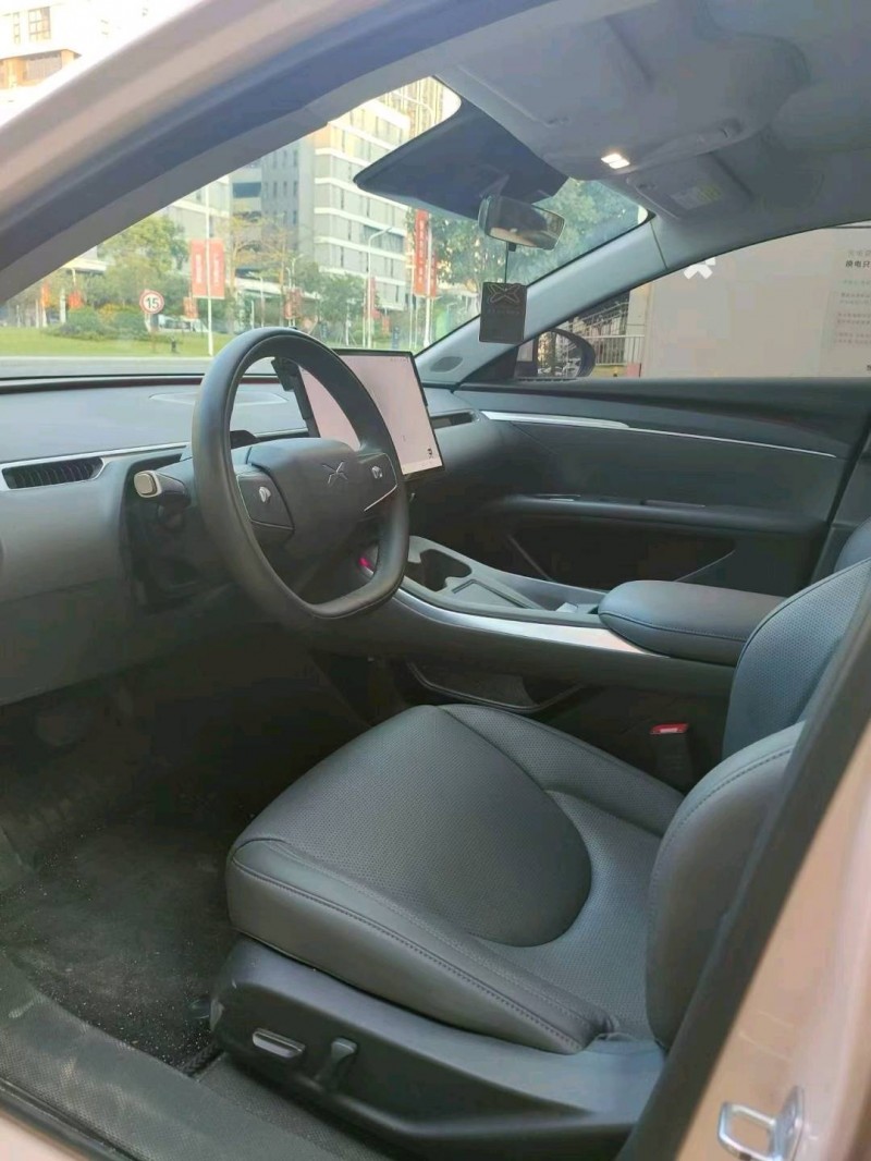 廣州25年小鵬汽車m035