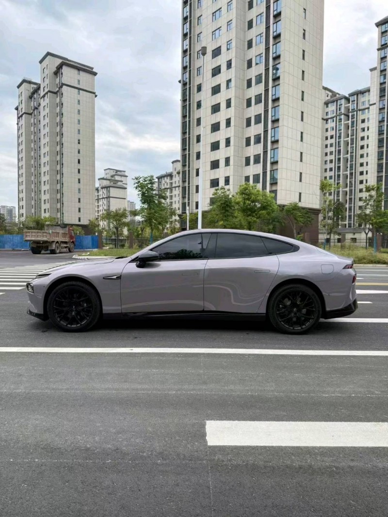 襄陽24年小鵬汽車p75