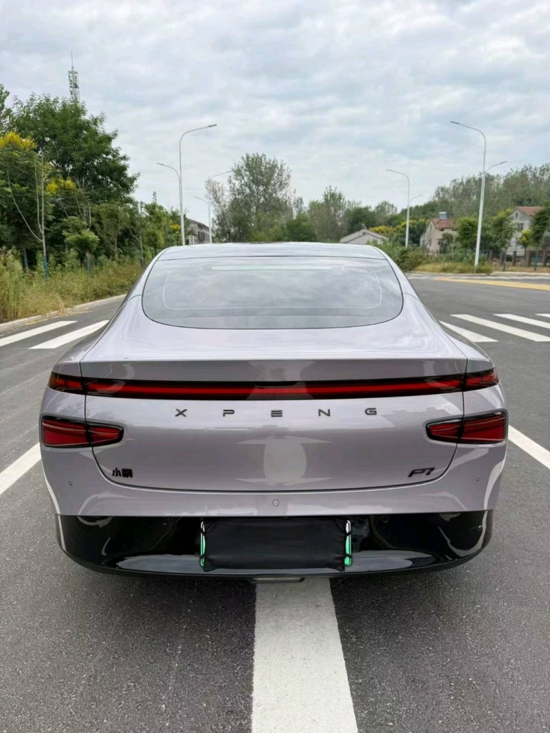 襄陽24年小鵬汽車p76