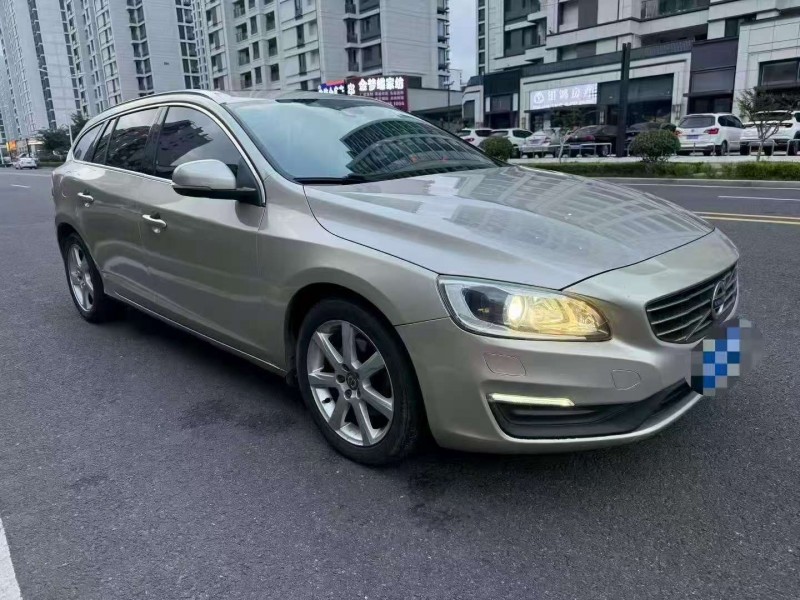 東營17年沃爾沃V602