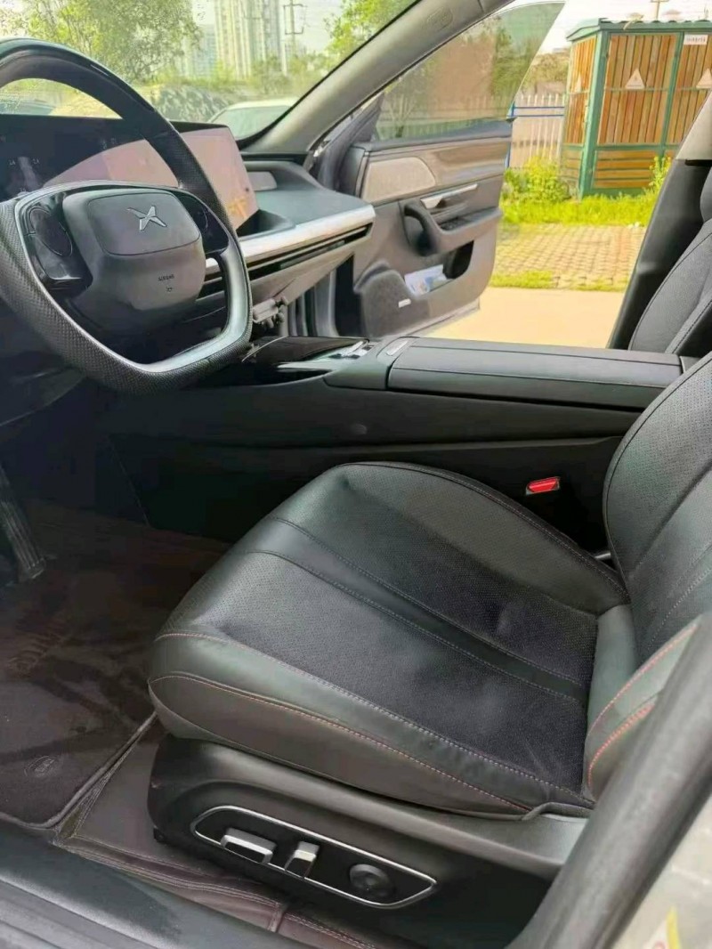 襄陽24年小鵬汽車p74