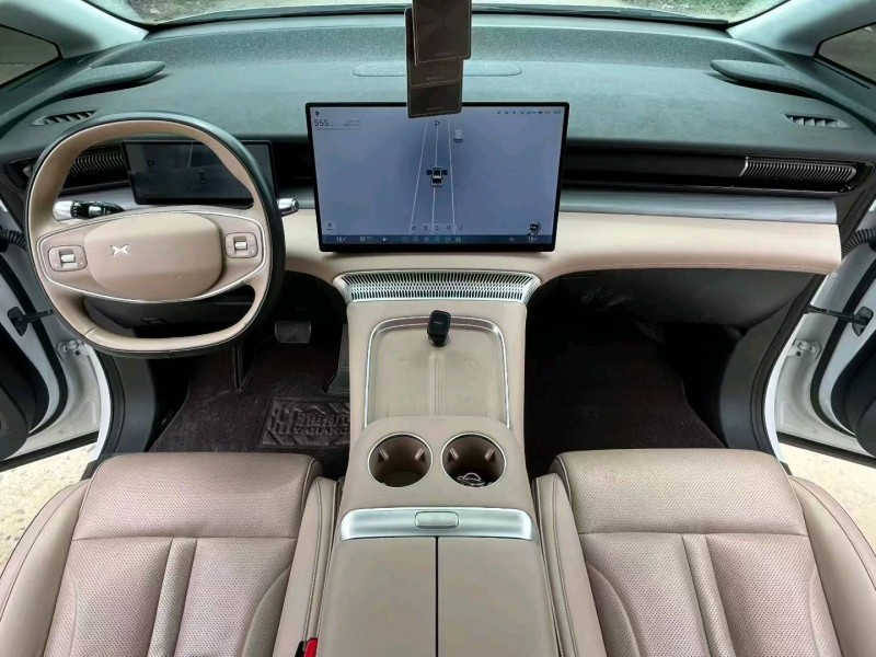 襄陽24年小鵬汽車X98