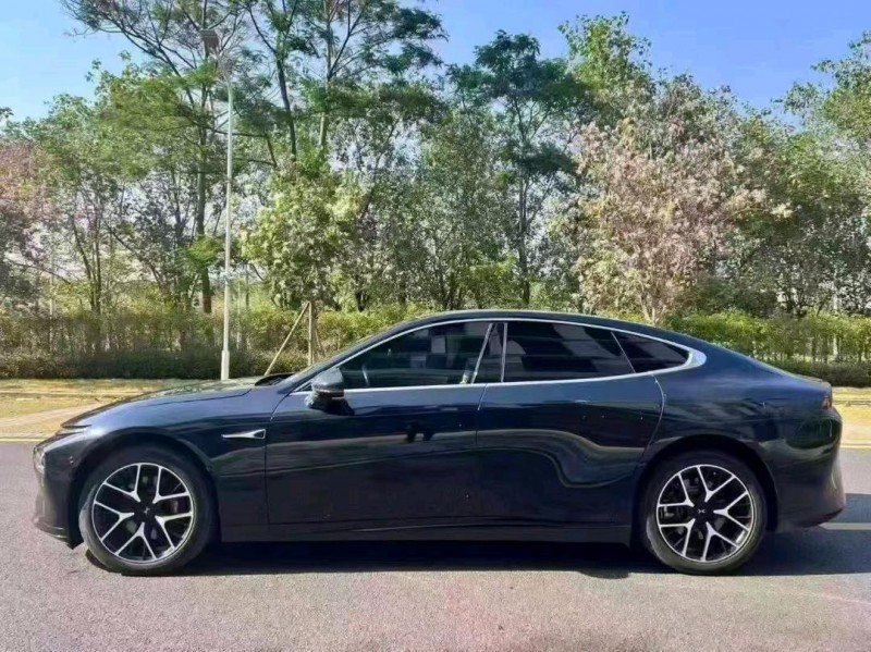 廣州23年小鵬汽車p77