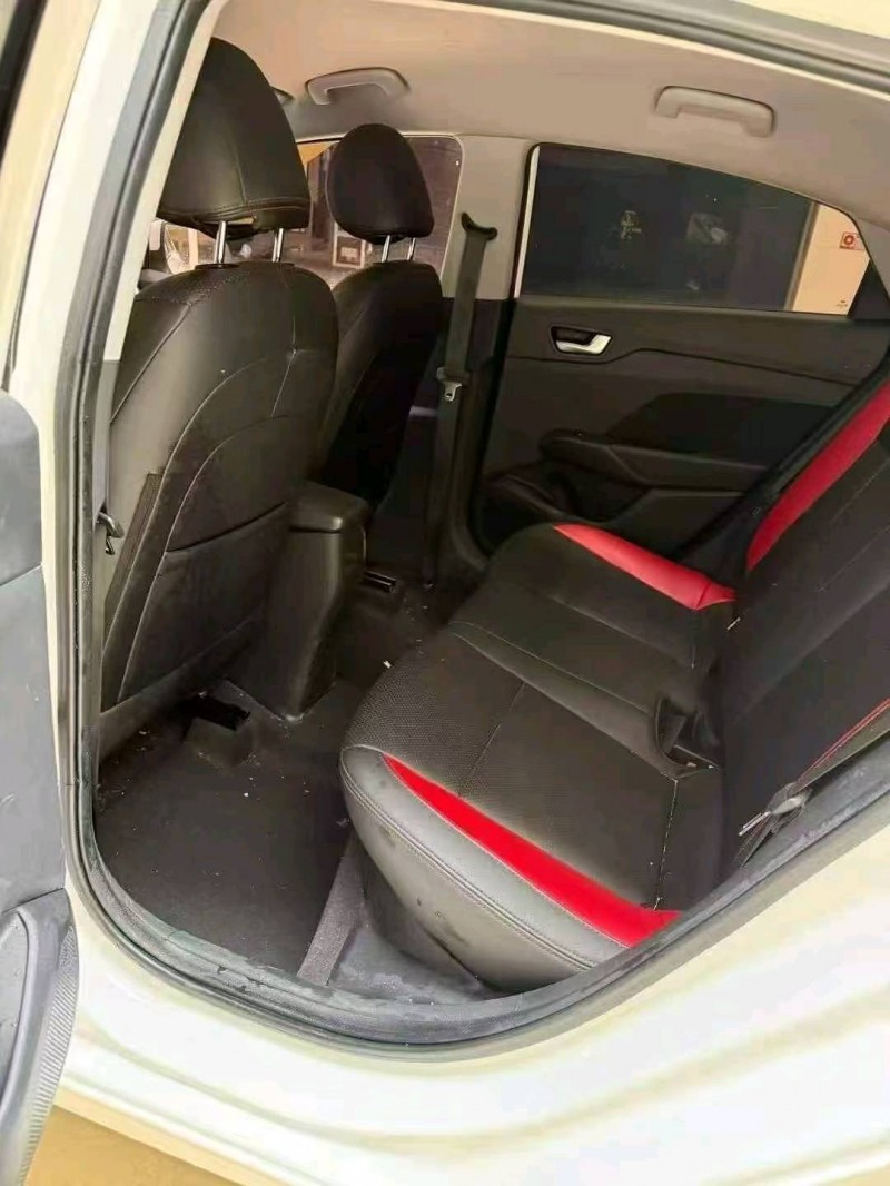 蚌埠20年现代悦纳4