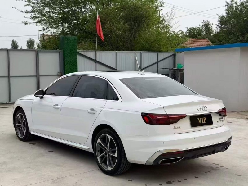 东营23年奥迪A4L8