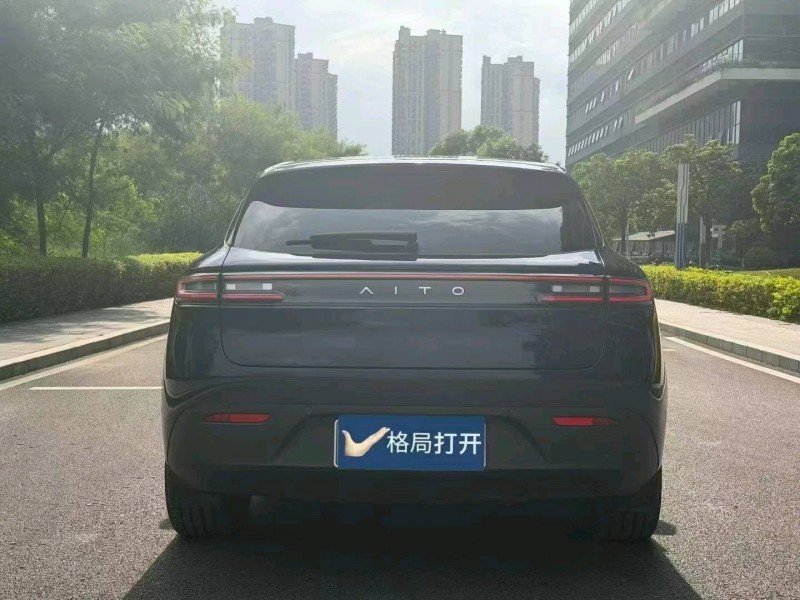东莞22年华为智选问界5