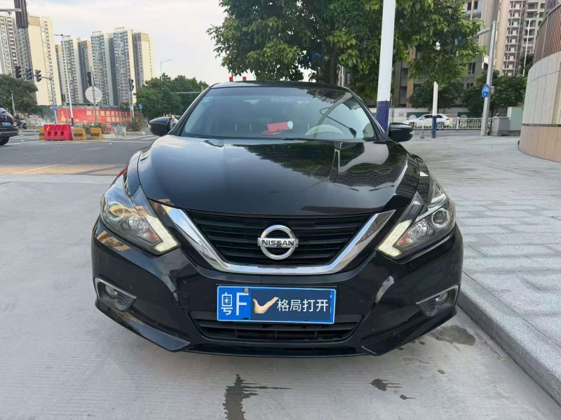 廣州18年日產天籟1