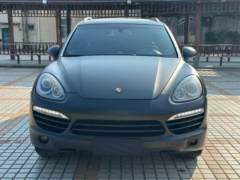 汕頭14年保時捷卡宴1